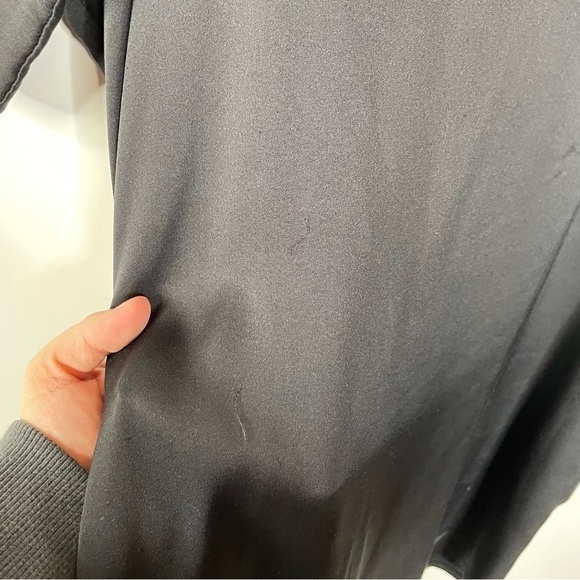 Tucker Black Silk Tunic & Pant Set Size Small - Picture 6 of 12